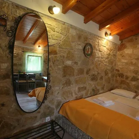 Apartment Loulaki Magazia Paxi Arvanitakeika